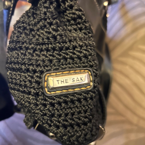 Vintage The Sak black crochet and leather purse - Picture 4 of 13